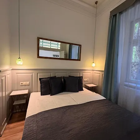 Apartment Luxury At Old - In The Heart Of