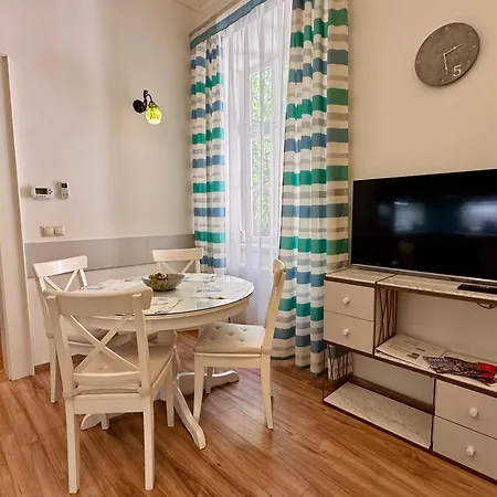 Apartment Luxury At Old - In The Heart Of *