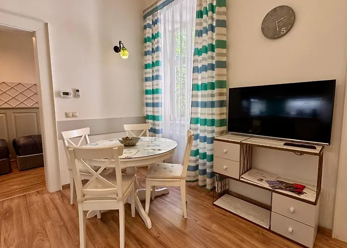 Lejlighed Luxury At Old - In The Heart Of *