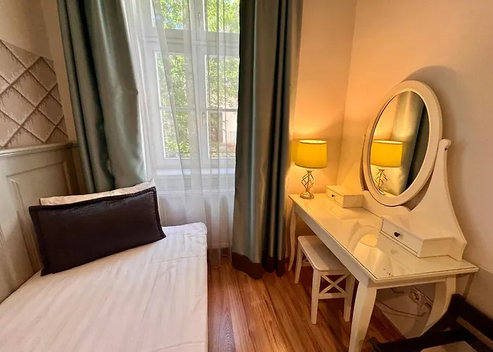 Luxury At Old - In The Heart Of